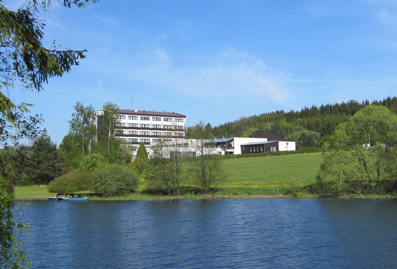 Hotel Skalsky Dvur Bystrice nad Pernstejnem Dış mekan fotoğraf